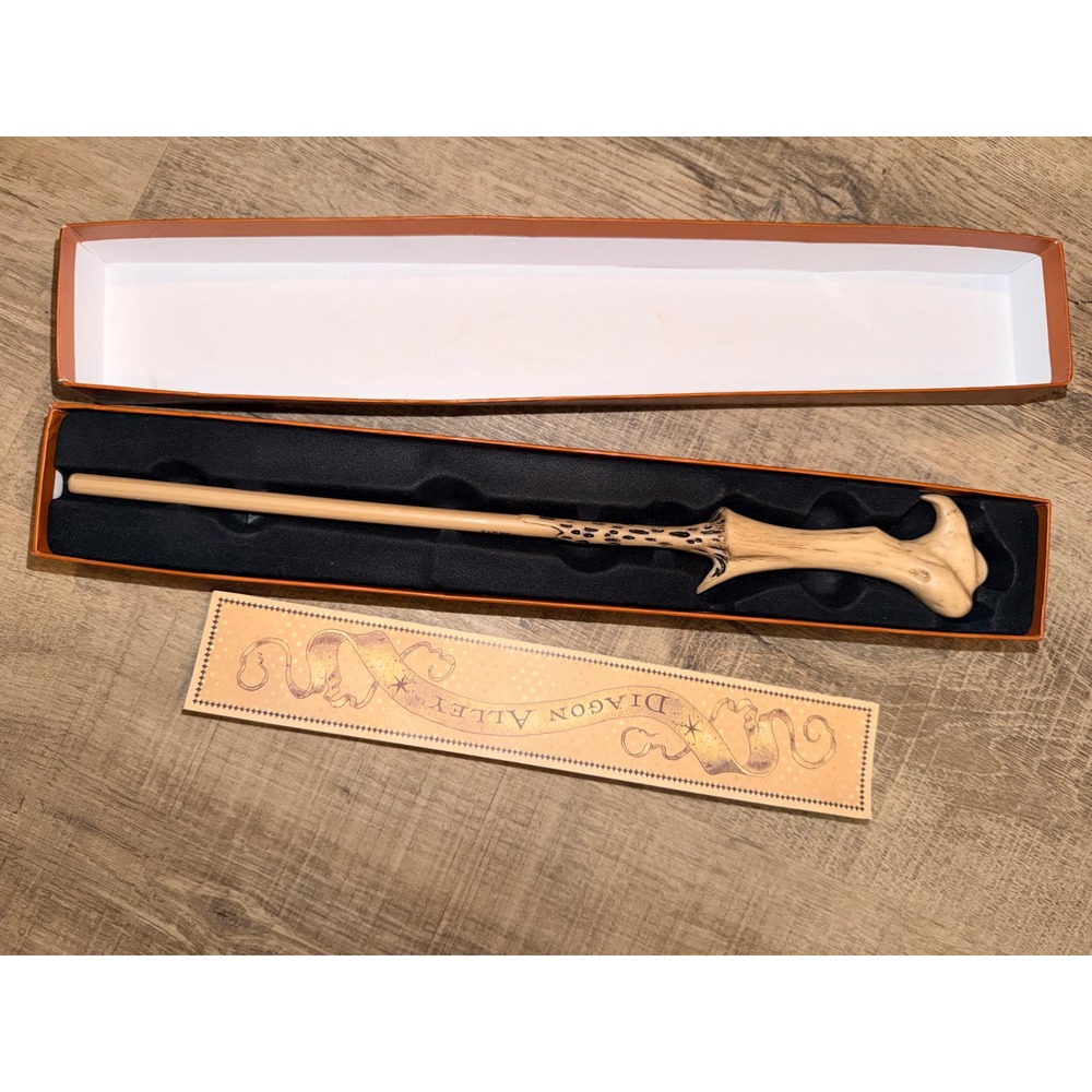 Lord Voldemort Interactive Wand Universal Studios Harry Potter Bone Handle Map